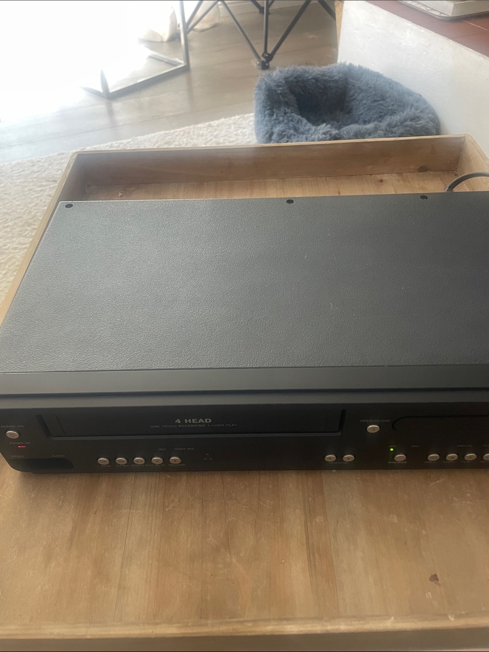 Magnavox Black DV22OMW9  VCR/DVD Combo Player tested